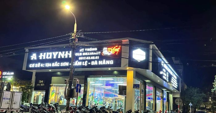 Không gian ấn tượng tại CLB Bida A HUYNH
