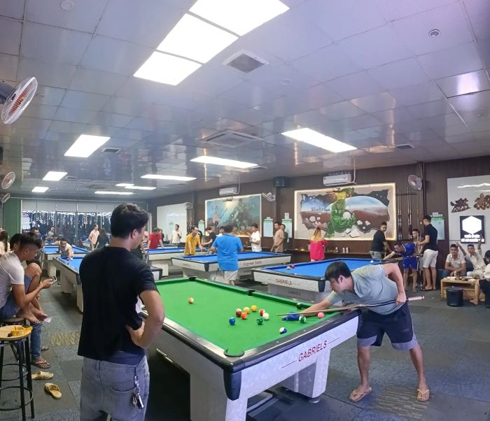 Trải nghiệm bida chuyên nghiệp tại CLB Bida A HUYNH