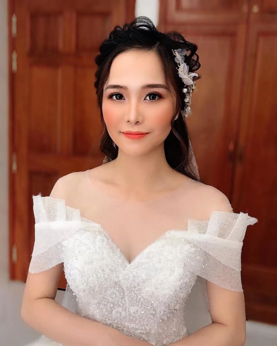 Kiệt tác trang điểm cô dâu từ Bùi Hạnh Makeup