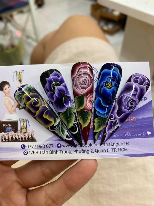 Không gian học tập hiện đại tại Thái Ngân Nail