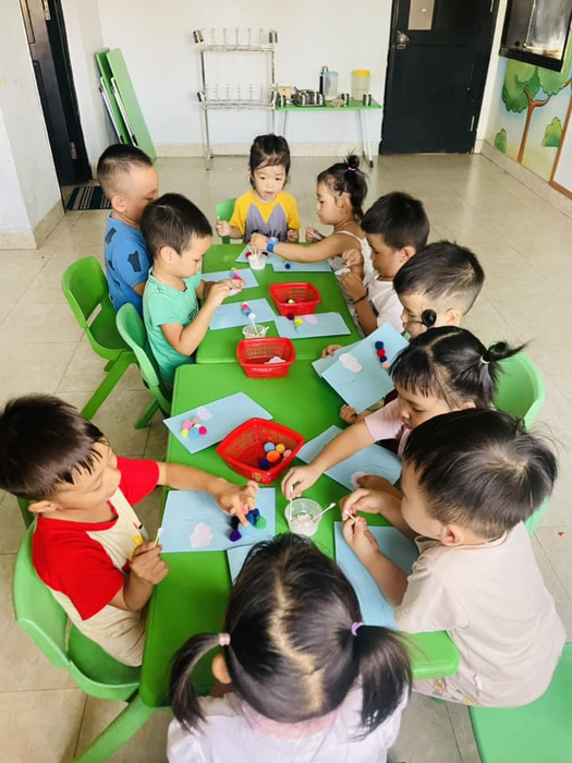 Hình ảnh đầu tiên về thế giới học tập đầy màu sắc tại Mầm Non Cô Tiên Xanh