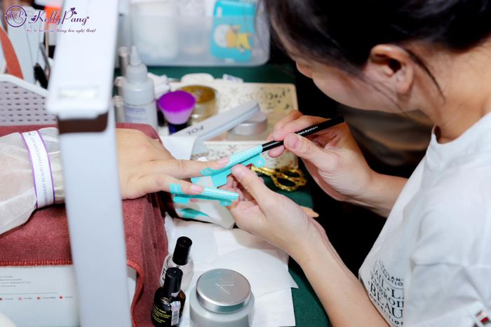 Không gian đào tạo chuyên nghiệp tại Kelly Pang Nail