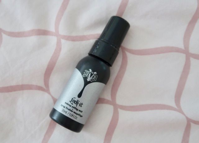 Xịt Khóa Lớp Trang Điểm Kat Von D Lock-It Makeup Setting Mist - Hình ảnh 1