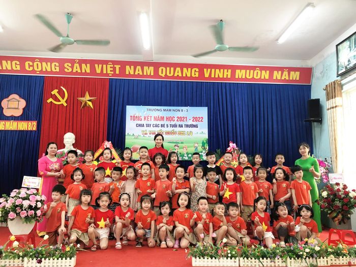 Khuôn viên xanh mát của Trường Mầm non 8/3
