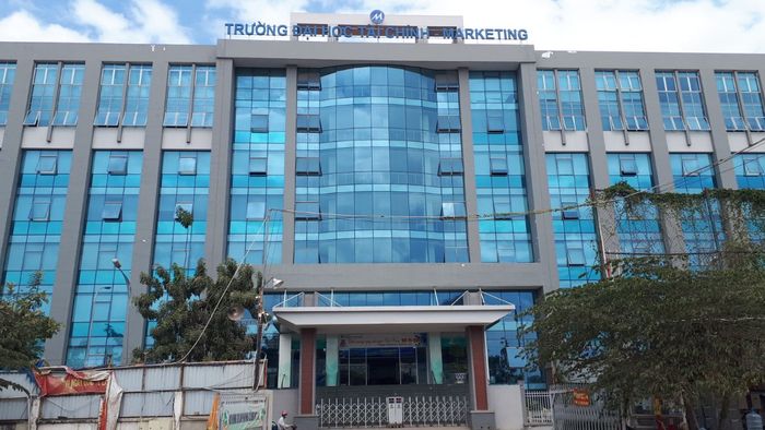 Đại học Tài chính – Marketing ảnh 1