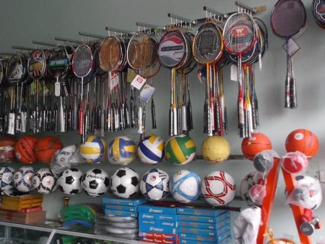 Hình ảnh showroom Nguyên Sport