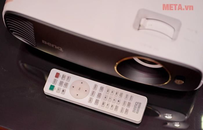 Máy chiếu BenQ W1700