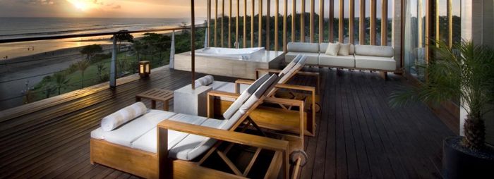 IVY Hotel - Khoảnh khắc bình minh rực rỡ từ phòng nghỉ sang trọng