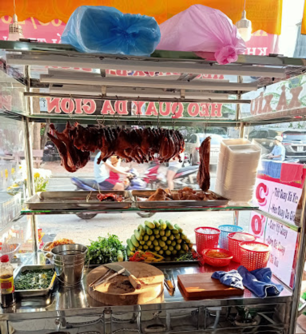 Hình ảnh đặc trưng Cơm Tấm Xá Xíu Gà Quay