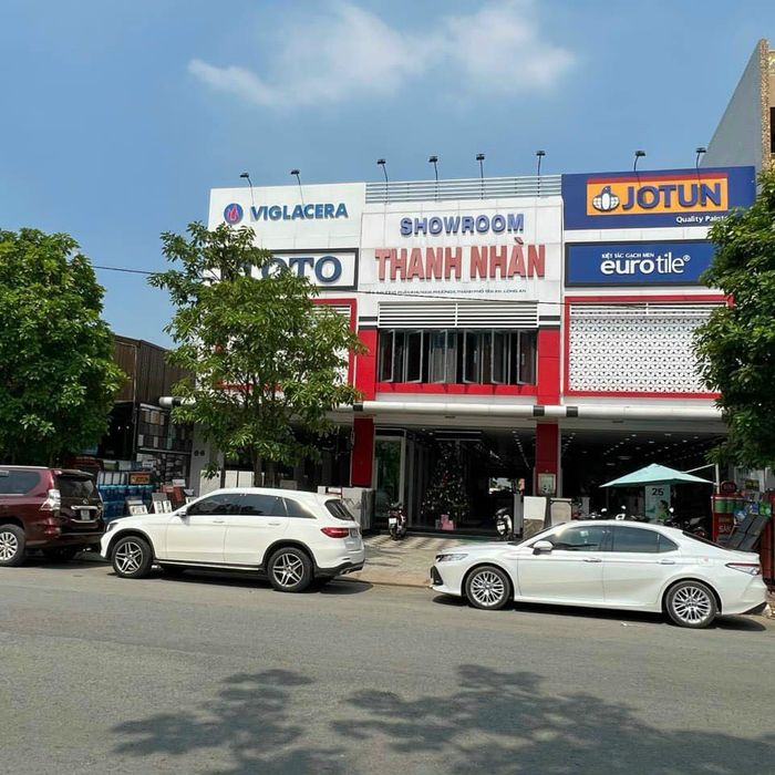 Không gian trưng bày sang trọng tại Thanh Nhàn