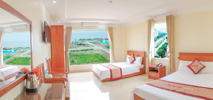 ANH QUANG HOTEL - Khoảnh khắc bình minh bên bờ biển thơ mộng