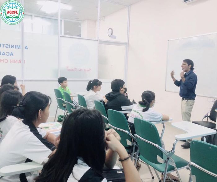 Hoạt động giảng dạy tại Trung tâm Ngoại ngữ An Giang