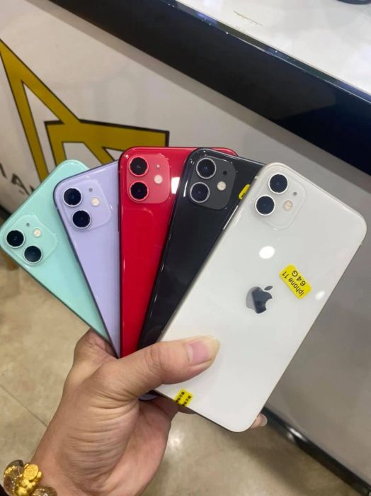 Khám phá không gian trưng bày ấn tượng tại Mạnh Cường Mobile