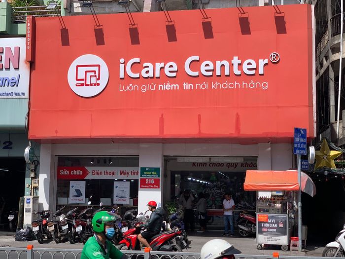Đội ngũ kỹ thuật viên chuyên nghiệp của iCare Center