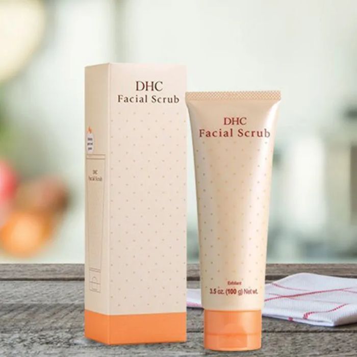 Hình ảnh thực tế kem tẩy da chết DHC Facial Scrub