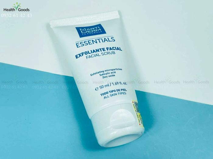MartiDerm Essentials Facial Scrub - Bí quyết tẩy da chết cho làn da sáng mịn (Ảnh minh họa 1)