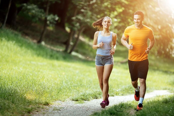 Tập luyện khi đói có thể khiến cơ thể suy kiệt và tiềm ẩn nguy cơ đột tử ảnh 1