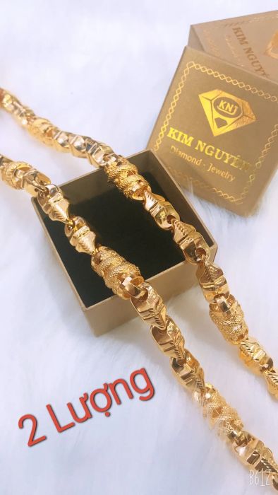Không gian ấm áp tại tiệm vàng Kim Nguyên