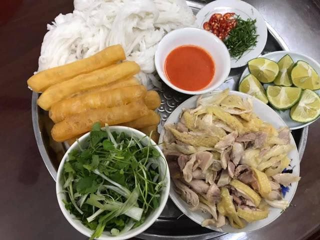 Hình ảnh không gian ẩm thực của Nhà Hàng 1946