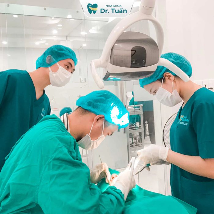 Nha Khoa Dr. Tuấn Nhà Thờ - Tự hào mang đến dịch vụ trồng răng Implant đạt chuẩn quốc tế tại Thanh Hóa