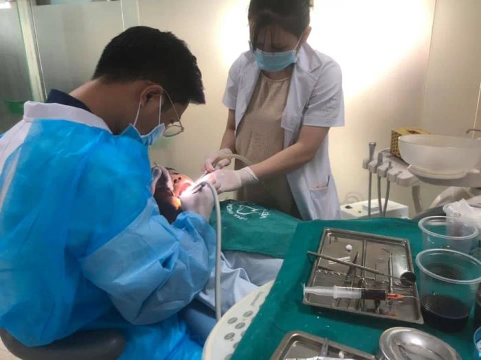 Nha Khoa Quốc Tế Việt Đức - Đảm bảo hàm răng mới chắc khỏe như thật