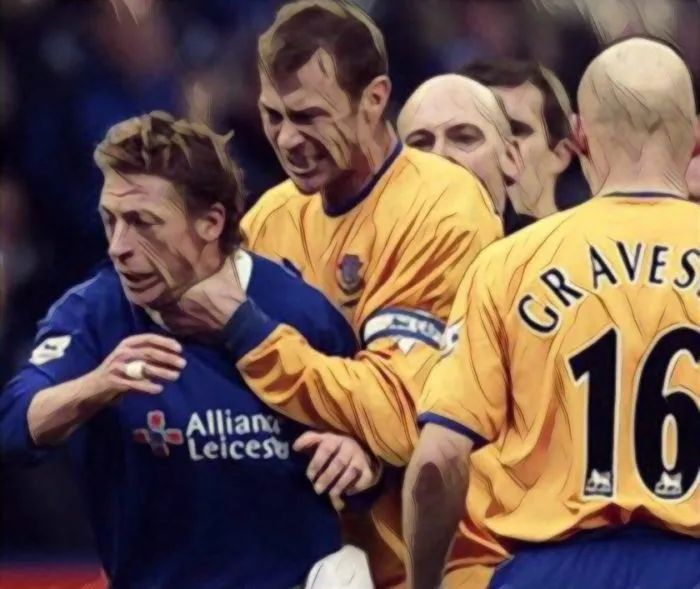Duncan Ferguson - 'Cơn lốc' không ai dám đương đầu trên sân cỏ ảnh 1
