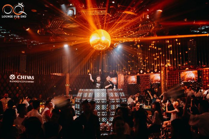 Hình ảnh không gian sang trọng tại OQ Lounge Pub DnD