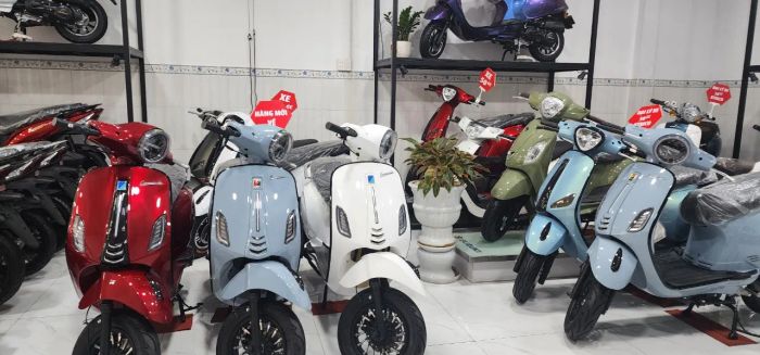 Hình ảnh không gian trưng bày xe tại Thái Tài