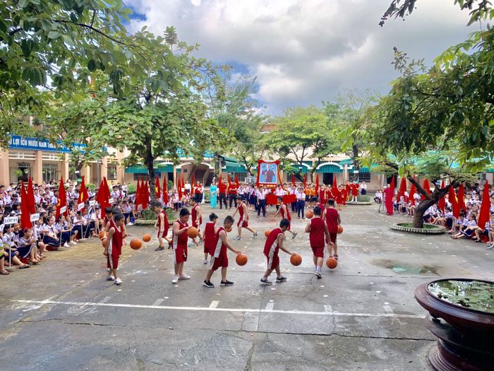 Góc nhìn đẹp về Trường Tiểu học Bùi Thị Xuân