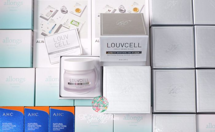 Hình ảnh thực tế kem truyền trắng Louv Cell Dermatox Brightening Tone Up Cream