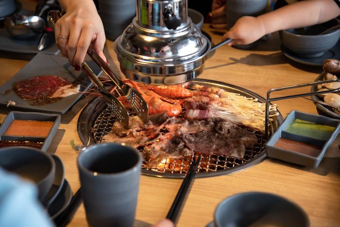 Không gian hiện đại và menu phong phú tại SAM BBQ (Ảnh 3)