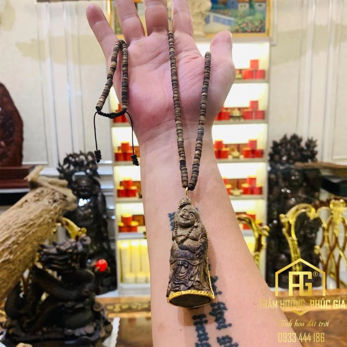 Bộ sưu tập vòng tay trầm hương cao cấp - Trầm Hương Phúc Gia