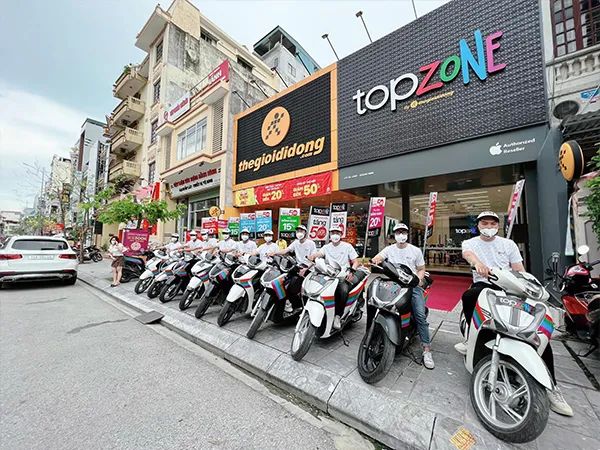 Không gian showroom sang trọng tại Topzone 537 Hạ Long