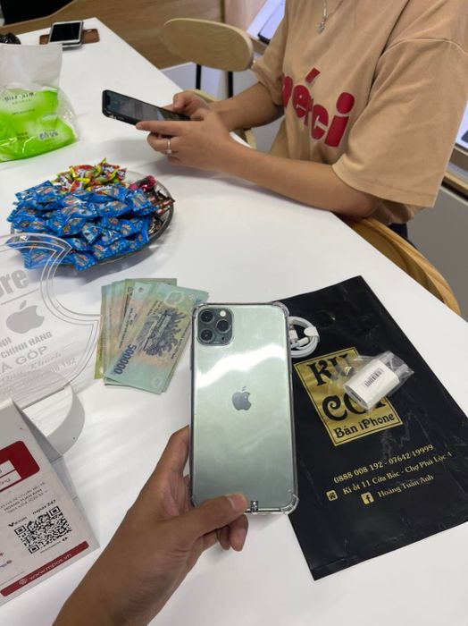 Ku Còi Store ảnh 1 – Hình ảnh nổi bật ghi lại không gian trưng bày hiện đại