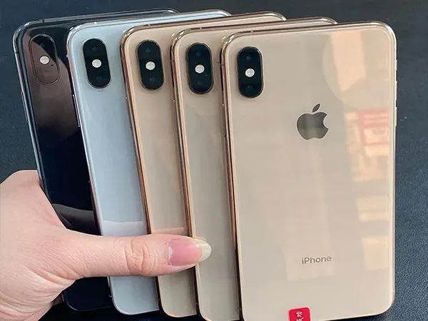Hình ảnh ấn tượng về cửa hàng Mobile Hạ Long