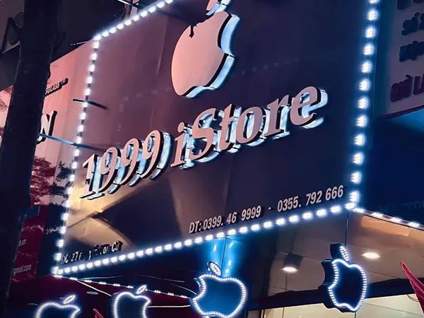 Không gian trưng bày hiện đại tại 1999 IStore