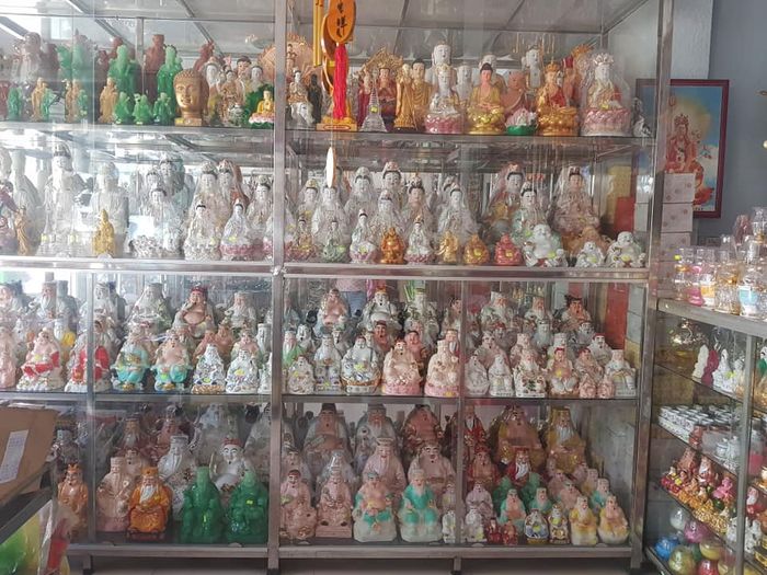 Bộ sưu tập đồ thờ tinh xảo tại Ngọc Duyên Phong Thủy Thờ Cúng