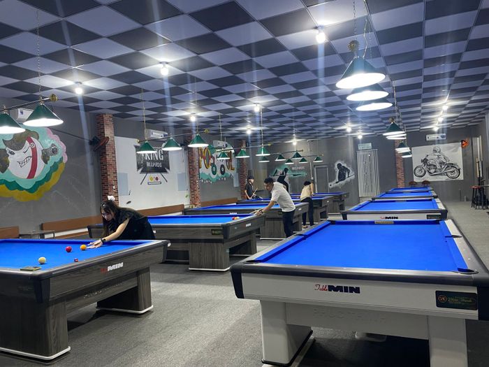 Góc chơi bida nghệ thuật tại King Billiards