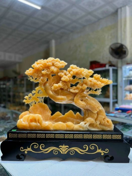 Tác phẩm điêu khắc đá tại Công Vinh - Ảnh 1