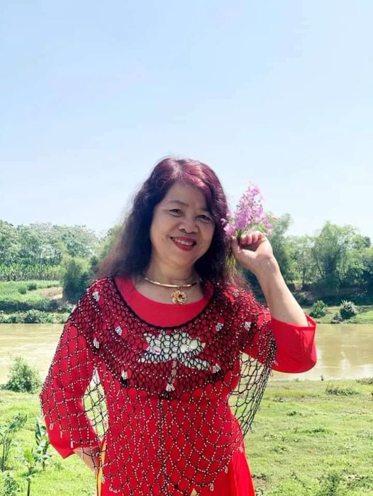 Chân dung thi sĩ Ngọc Thị Lan Thái
