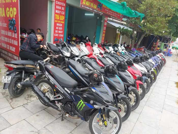 Không gian trưng bày đa dạng tại Xe máy Vũ Gia
