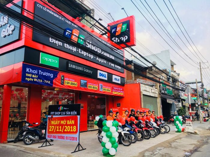 Không gian trưng bày hiện đại tại FPT Shop