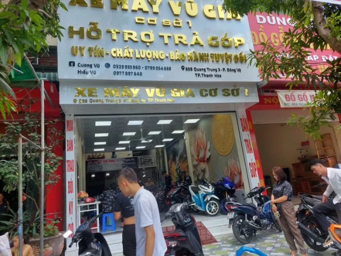 Bộ sưu tập xe phong phú tại showroom Vũ Gia