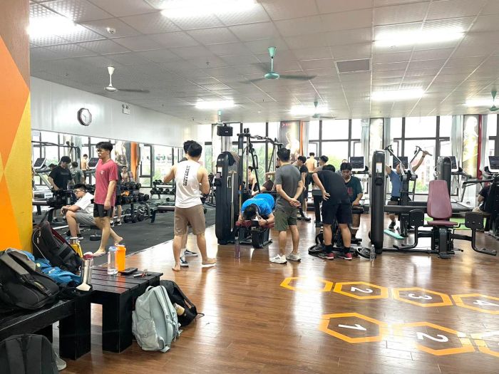 Không gian tập luyện đẳng cấp tại Eternity Fitness & Yoga