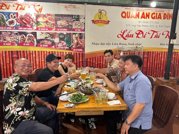 Lẩu Dê Gia Truyền Tài Ký ảnh 1