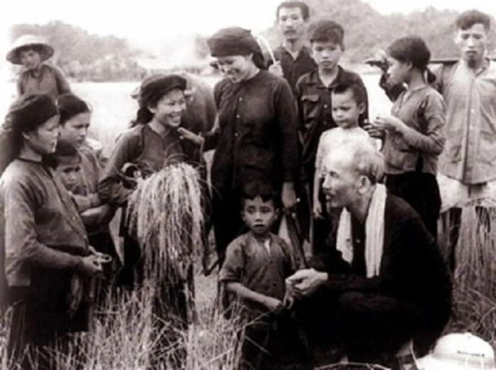 Trái tim Bác - Nơi ấp ủ tình yêu thương nhân dân
