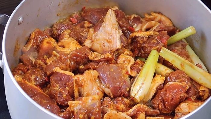 cong-thuc-nau-bo-kho-don-gian-voi-goi-gia-vi