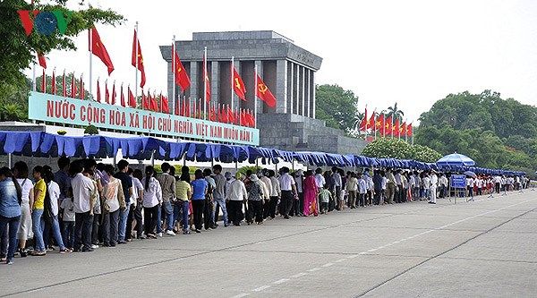 Ảnh minh họa: Hàng tre xanh vi vu canh giấc ngủ ngàn thu