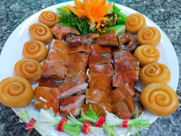 Món ăn hấp dẫn tại nhà hàng