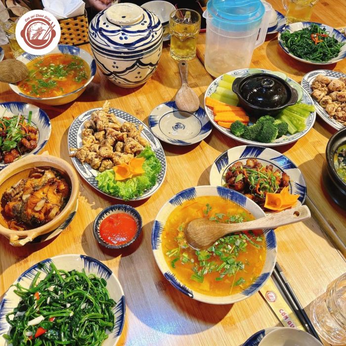 Cơm Quê Thánh Gióng ảnh 2